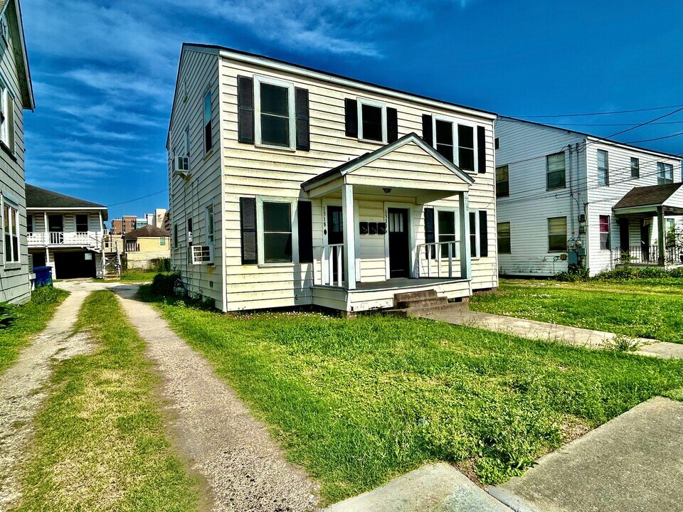 1318 6th St in Corpus Christi, TX - Building Photo