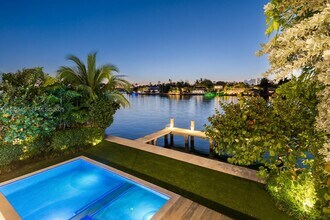 40 W Rivo Alto Dr in Miami Beach, FL - Building Photo - Building Photo