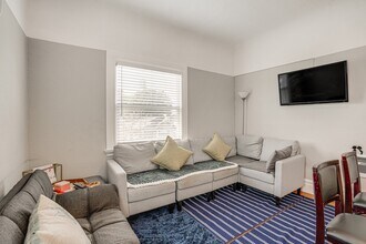 2629 Eagle Ave in Alameda, CA - Building Photo - Building Photo