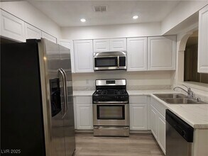 1751 E Reno Ave in Las Vegas, NV - Building Photo - Building Photo