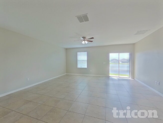 10411 Fairy Moss Ln in Riverview, FL - Building Photo - Building Photo