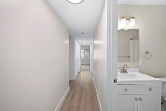 601 W 1st St in Santa Ana, CA - Building Photo - Building Photo