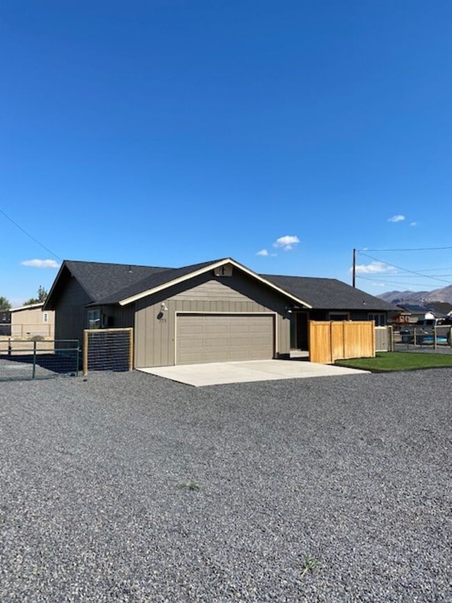 property at 771 NW Smith Rock Way