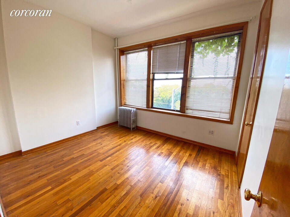 619 6th Ave in Brooklyn, NY - Building Photo