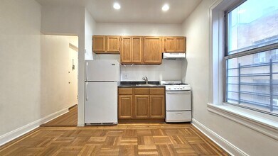 320 Wadsworth Ave, Unit 6H in New York, NY - Foto de edificio - Building Photo