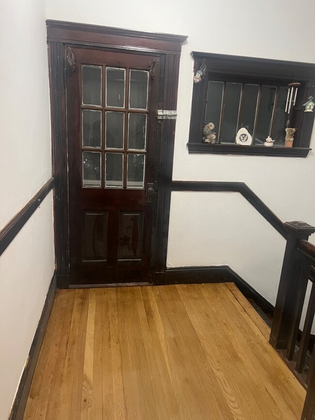 property at 31 Middleton St