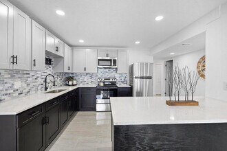 1780 Lake St in Oviedo, FL - Building Photo - Building Photo