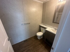 15 Mary Dr in Lansing, MI - Building Photo - Building Photo