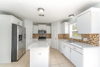 616 Floridian Dr in Kissimmee, FL - Building Photo - Building Photo