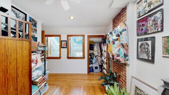 51 Hemenway St, Unit 6B in Boston, MA - Building Photo