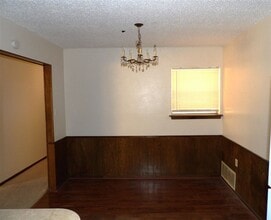2321 NW 76th St in Lawton, OK - Building Photo - Building Photo