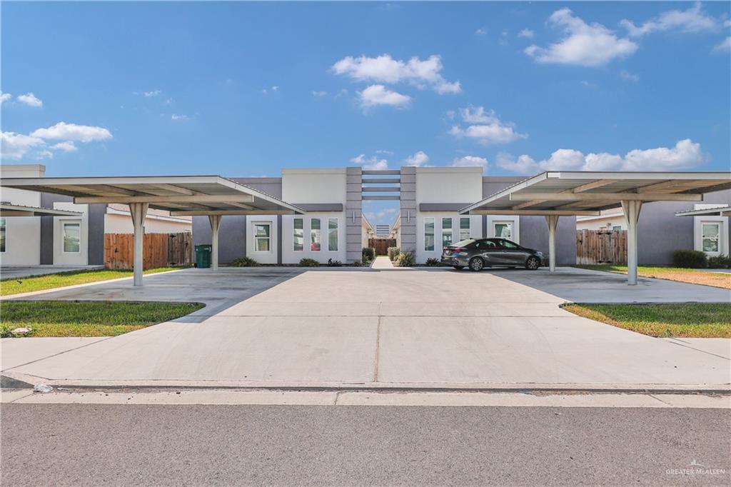 16 S Dahlia St in Pharr, TX - Building Photo