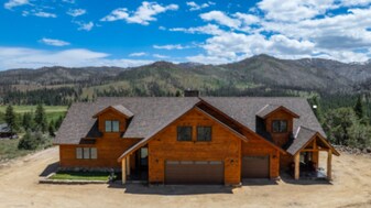 151 silver peak in Markleeville, CA - Building Photo