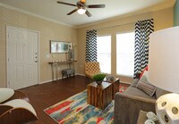 1BR,1BA/622SF - Palencia Apartment Homes in Dallas, Texas