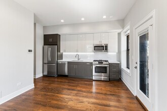 1472 W Summerdale Ave in Chicago, IL - Building Photo - Building Photo