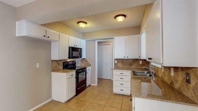106 Sahoma Terrace in Edmond, OK - Building Photo - Building Photo