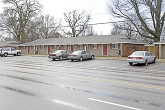 13th Street Apartments in Rogers, AR - Building Photo - Building Photo