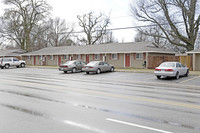 13th Street Apartments in Rogers, AR - Foto de edificio - Building Photo