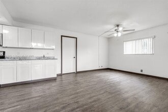 2062 NW 43 Terrace in Lauderhill, FL - Building Photo - Building Photo