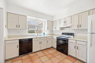 9644 E Quail Pl in Tucson, AZ - Building Photo - Building Photo