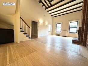 331 W 18th St in New York, NY - Building Photo - Building Photo