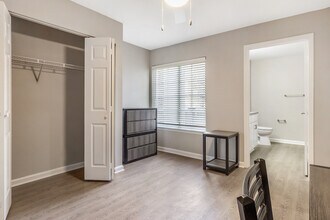 Village Green Student Housing in Raleigh, NC - Building Photo - Building Photo