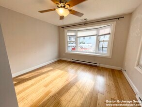 114 Buttonwood St, Unit 1 in Boston, MA - Building Photo - Building Photo