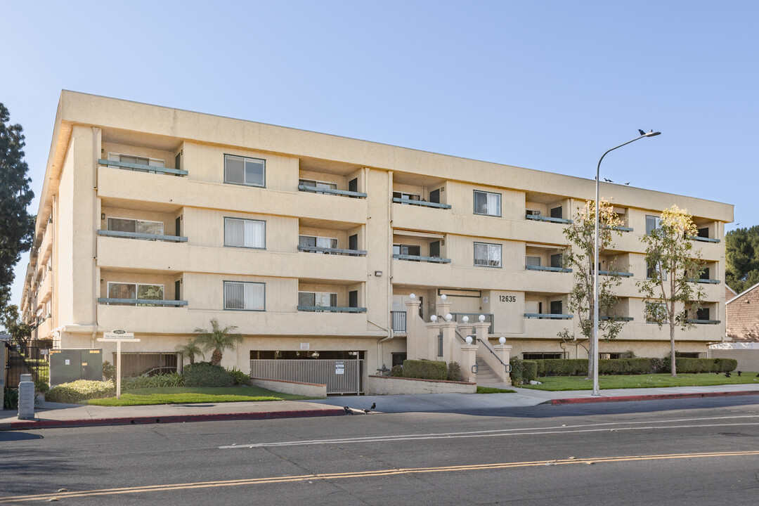 The Grove in Garden Grove, CA - Building Photo