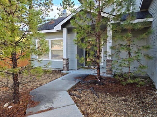 110 Mores Creek Dr in Idaho City, ID - Building Photo - Building Photo
