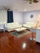 1709 Shadow Mountain Pl in Las Vegas, NV - Building Photo