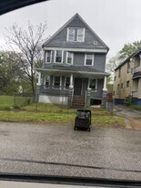 10303 Sophia Ave in Cleveland, OH - Building Photo