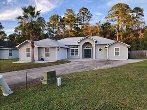 105 Camellia Dr in Kingsland, GA - Building Photo - Building Photo