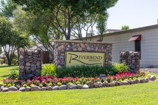 RIVERBEND in Arlington, TX - Building Photo