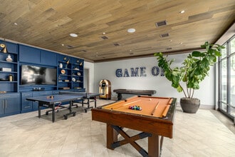 Canvas Valley Forge in King of Prussia, PA - Foto de edificio - Interior Photo