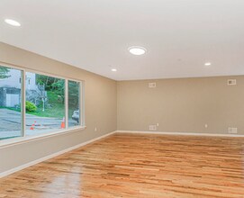 17 Cunard Ave in Staten Island, NY - Building Photo - Building Photo