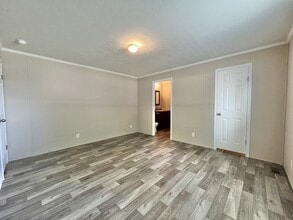 3701 2nd St in Coralville, IA - Building Photo - Building Photo