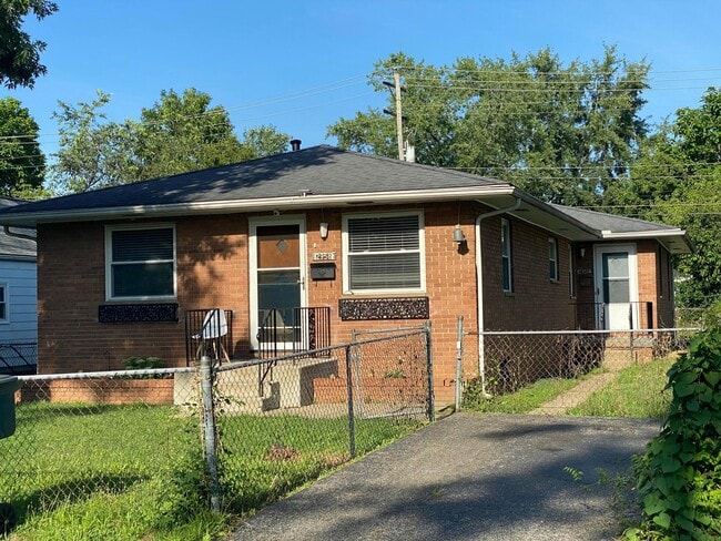 property at 2956 Pontiac St