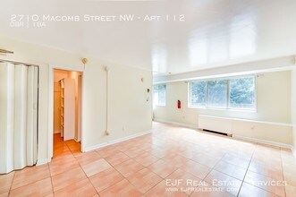 2710 Macomb St NW-Unit -Apt 112 in Washington, DC - Building Photo - Building Photo