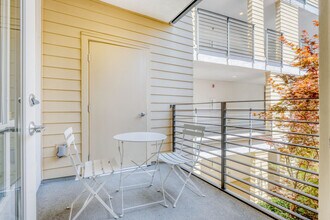 388 E Evelyn Ave in Sunnyvale, CA - Building Photo - Building Photo