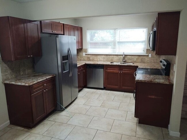 property at 2607 Quiver Ln