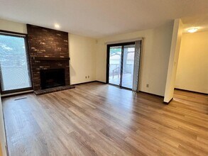 2309A Melrose Dr in Champaign, IL - Building Photo - Building Photo
