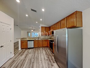 161 E Blackjack Branch Way in Jacksonville, FL - Foto de edificio - Building Photo