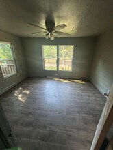 716 E Camp St in Tyler, TX - Building Photo - Building Photo