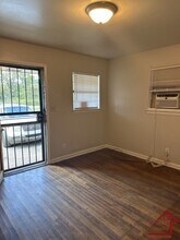 3710 Central Ave in Chattanooga, TN - Foto de edificio - Building Photo