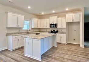 311 Brighton Wy in Statesboro, GA - Building Photo