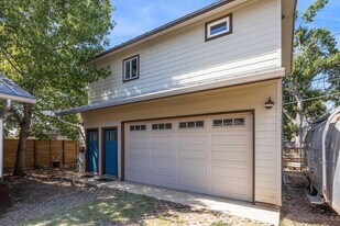 4408 Garnett St in Austin, TX - Building Photo