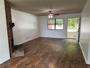 2700 McMillan Dr in Springdale, AR - Building Photo - Building Photo