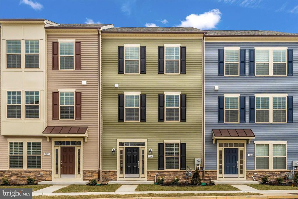 2907 Osprey Way in Frederick, MD - Building Photo