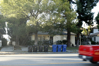 14200 Roscoe Blvd in Van Nuys, CA - Building Photo - Building Photo