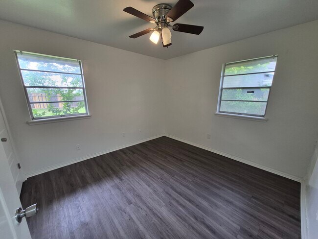 3125 Mar Vista Dr in Del City, OK - Building Photo - Building Photo